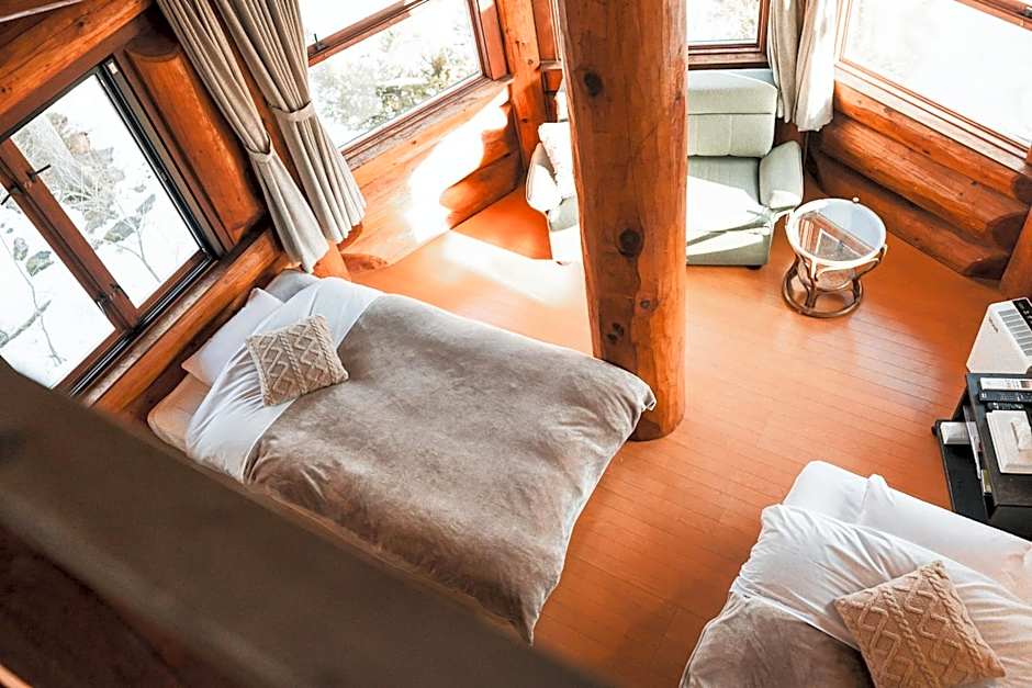 Hakuba Pension & Log Hotel Meteor