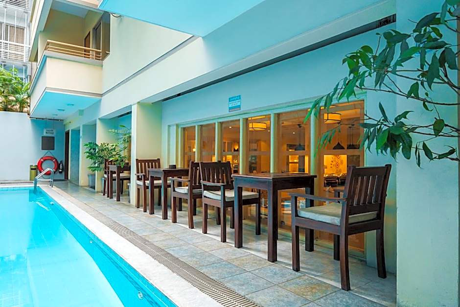 Royal Park Residence Hotel