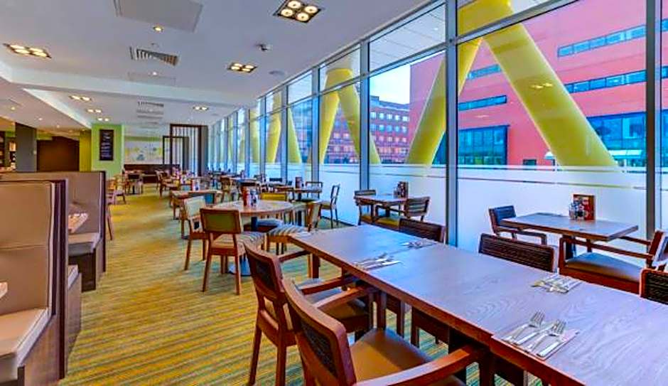 Premier Inn Cardiff Bay