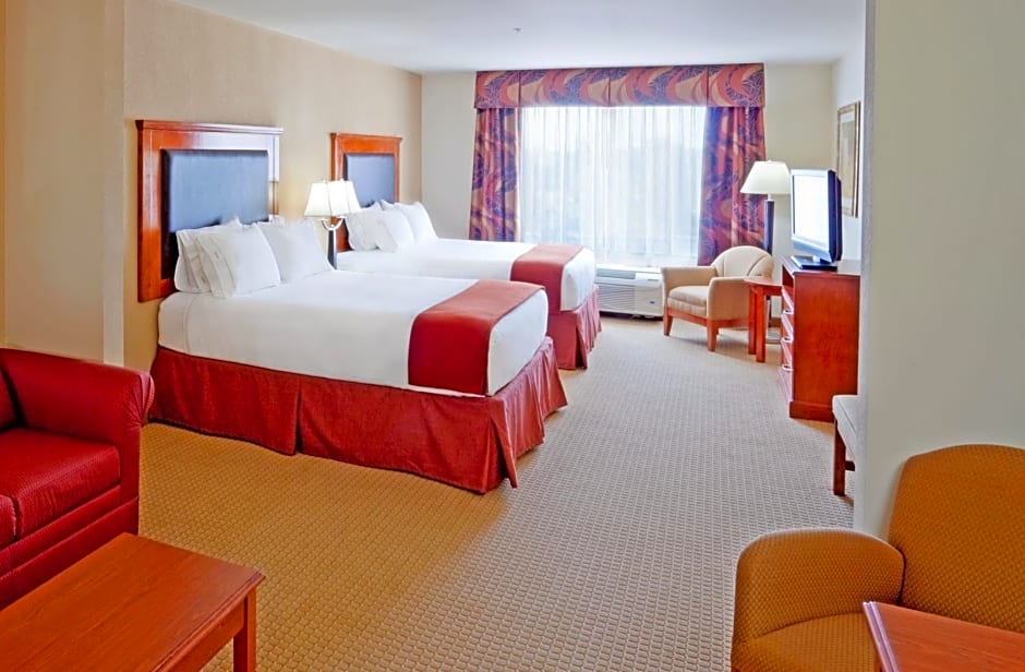 Holiday Inn Express Hotel & Suites Latham By IHG