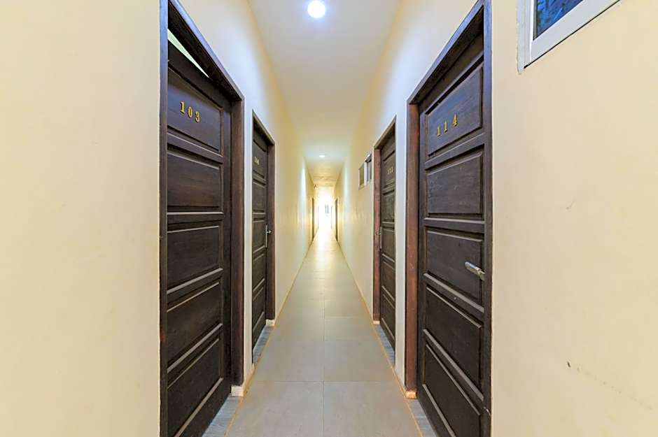 RedDoorz @ Cikitsu Batam