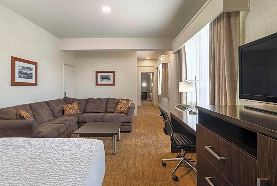 Best Western Pony Soldier Inn And Suites