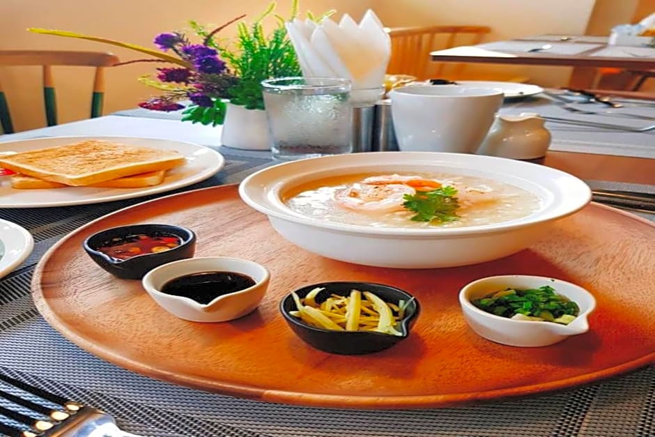 7 Days Premium Hotel Bangna