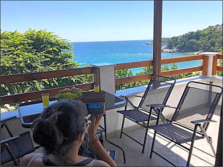 Studio Apartment with Sea View