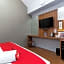 RedDoorz Premium near Centre Point Mall Medan