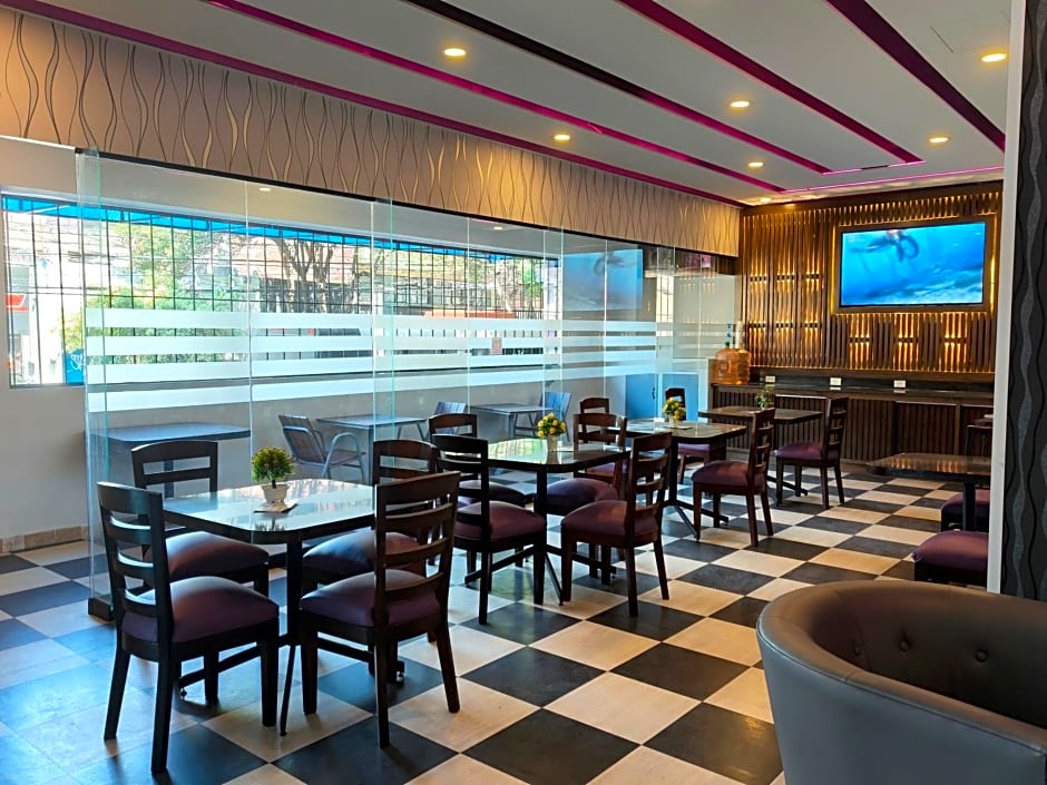 Hotel MaxIntimo