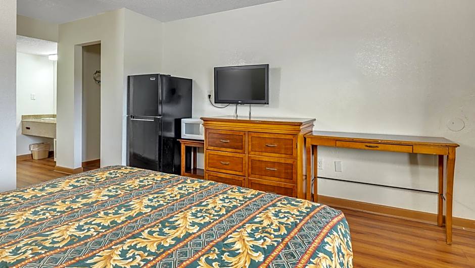 Studios and Suites 4 Less Emporia By Magnuson Worldwide