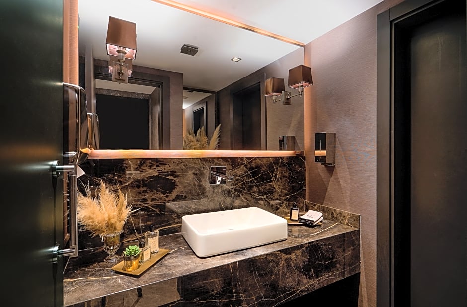 The New Zeybek Hotel