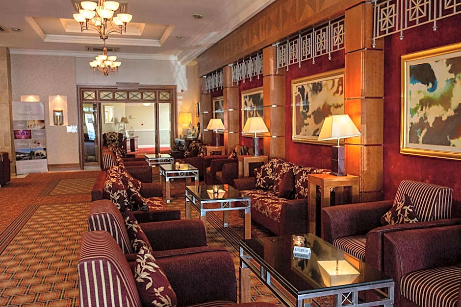 Hamlet Court Hotel