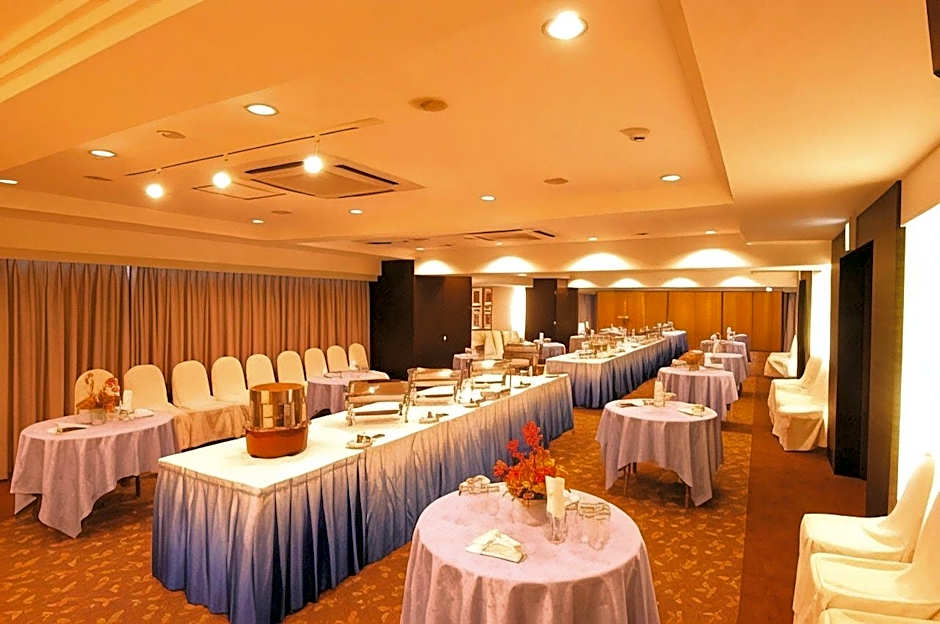Ryukyu Sun Royal Hotel