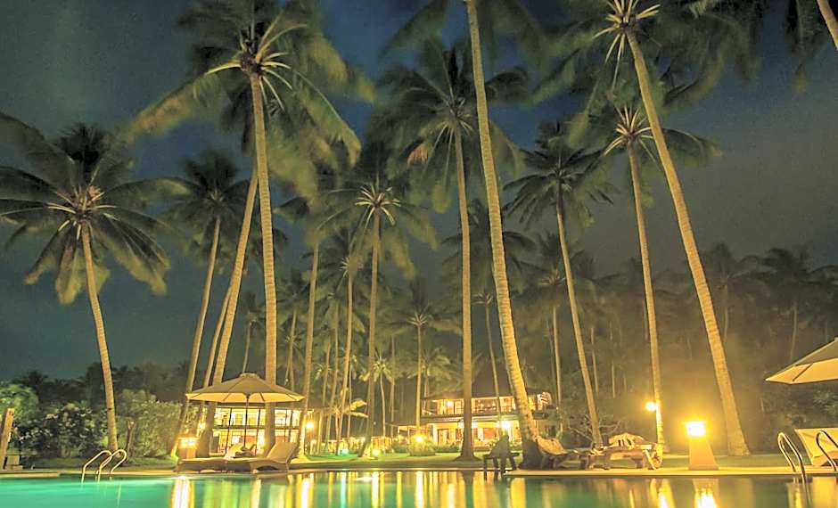 Oceanfront Citakara Sari Villas