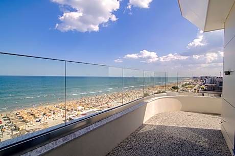 Aparthotel Building Stefan