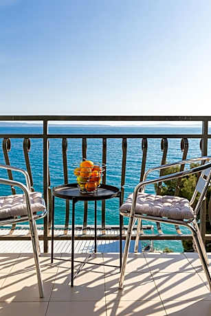 Solar Beach Inn