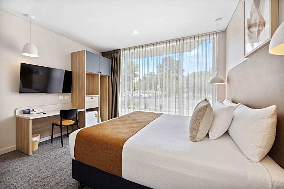 Comfort Inn Regal Park