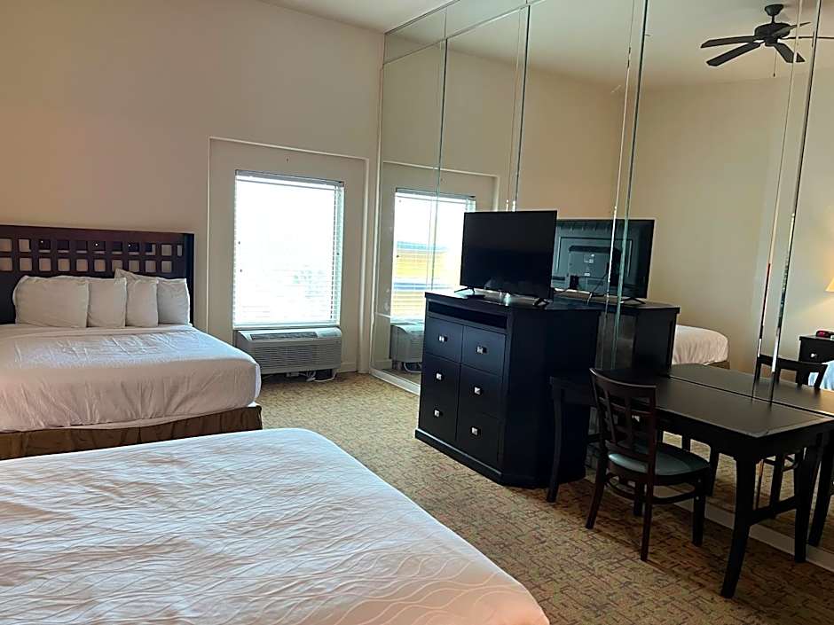 Suites at Sunchase