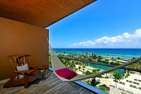 Suite Ocean Front Adults