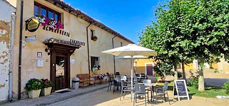 Albergue Laganares - pilgrims hostel -