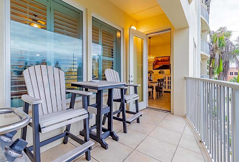 Fishermans Landing on The Bay- Las Marinas