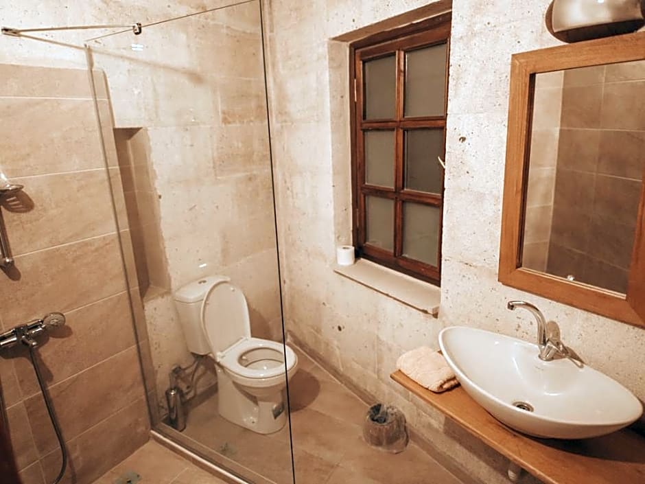 Cappadocia Eagle Cave Inn