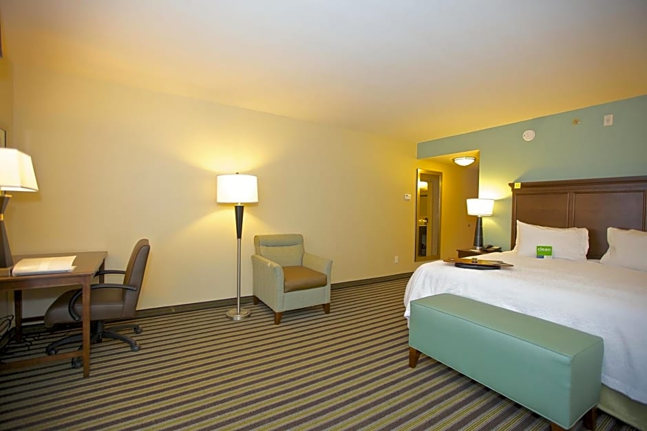 Hampton Inn and Suites Adairsville/Calhoun Area