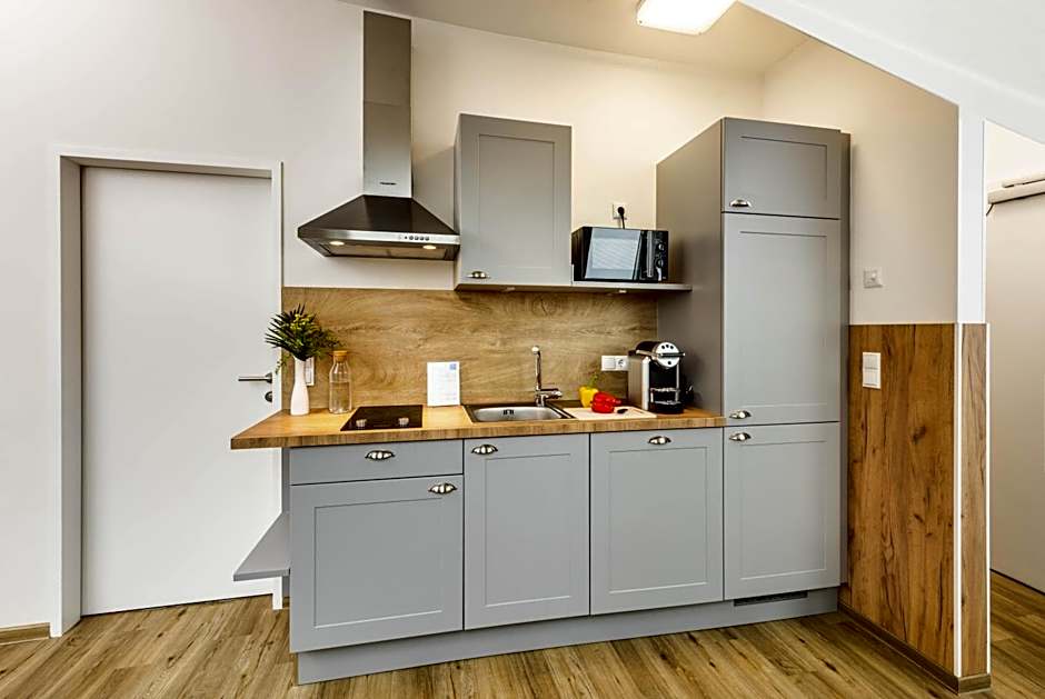 Jimmy's Apartments Lory