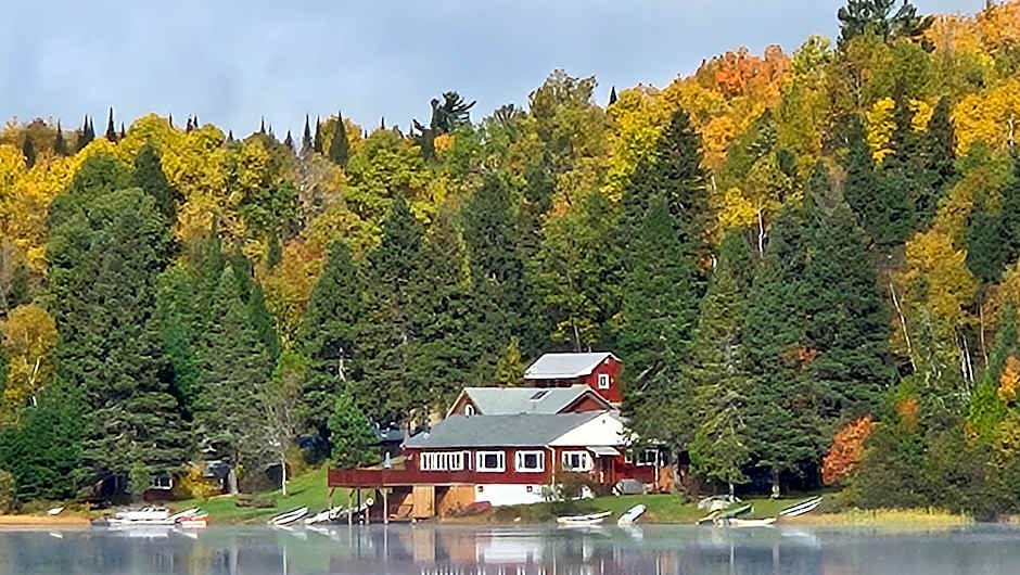 Kan-a-Mouche Pourvoirie Auberge et Chalets