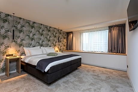 Suite with Sauna