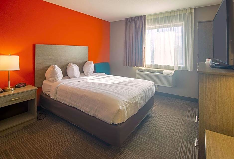 Photo 1 of 1 of Double Room - Non-Smoking