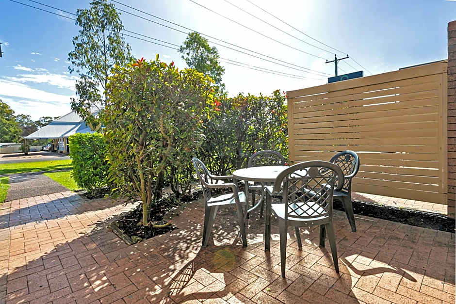Peninsula Nelson Bay Motel and Serviced Apartments