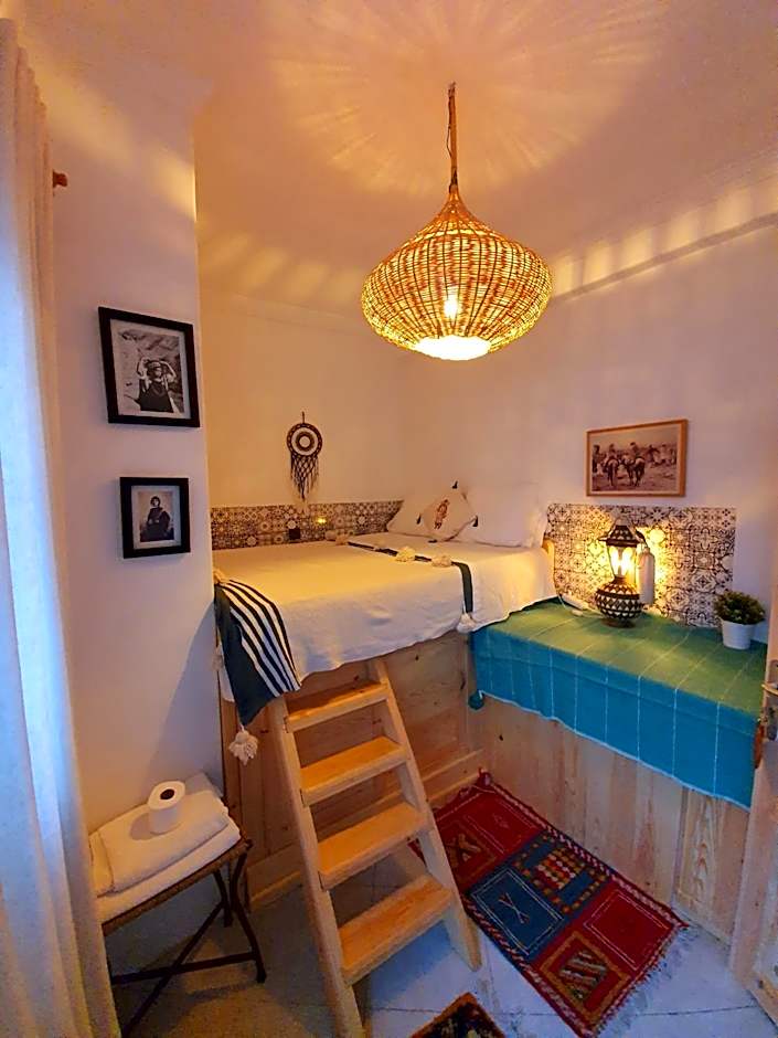 Art Riad Au Bord De La Mer