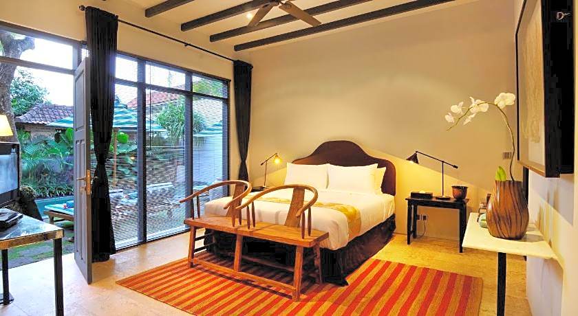 Room & Vespa Suite 1