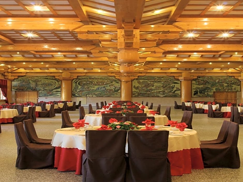 The Silk Road Dunhuang Hotel