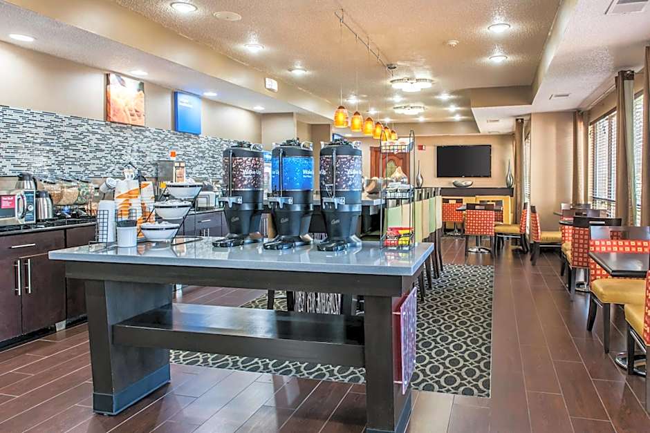 Comfort Inn Blue Ash North