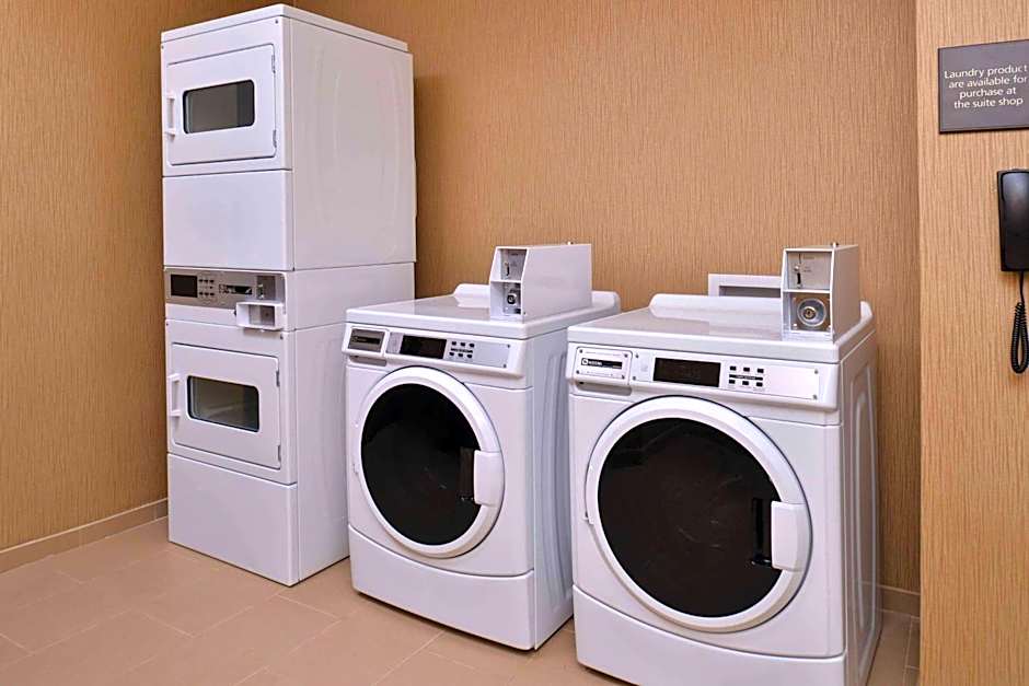 Hampton Inn By Hilton & Suites Dallas Market Center