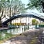 Kyriad Paris 10 - Canal Saint Martin - République