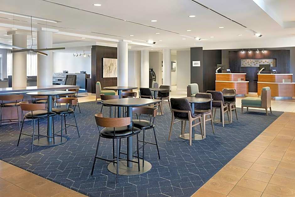 Courtyard by Marriott St. Louis St. Peters