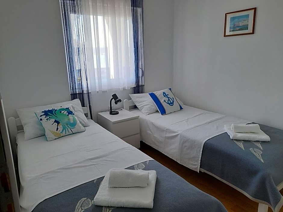 Apartman prvi red do mora