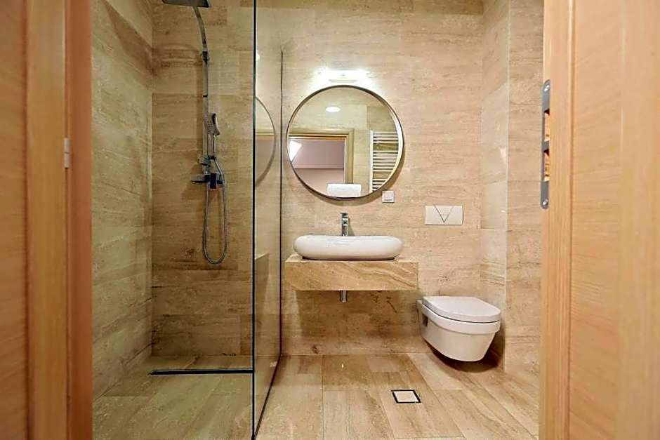 Living In Aparthotel