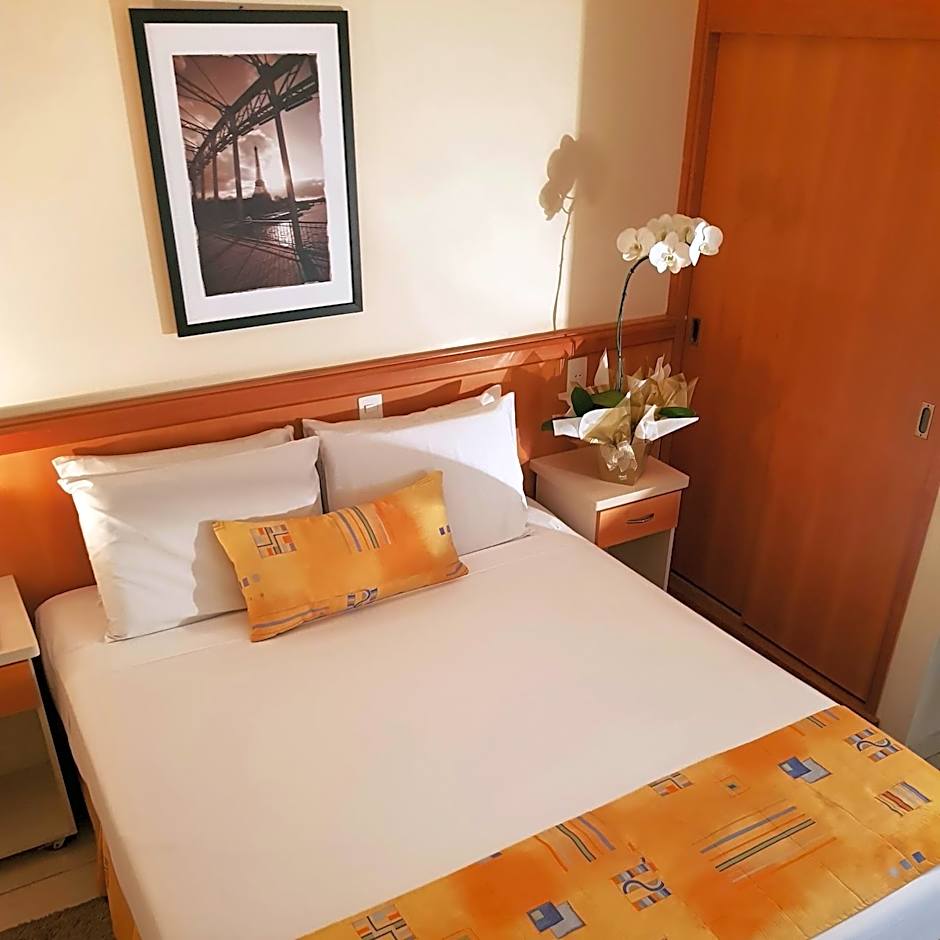 Hotel Cristal Rio Claro