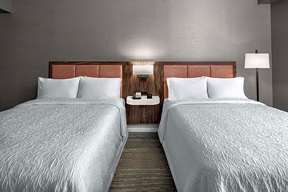 Hampton Inn Boston Woburn