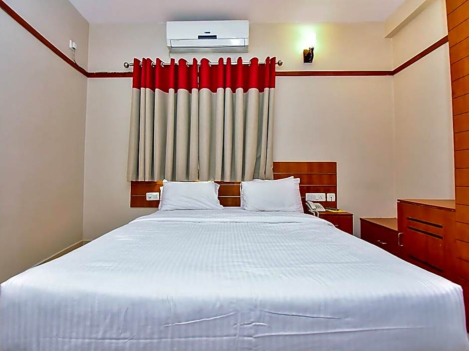 Srivar Hotels