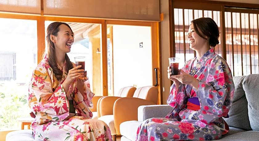 Onsen Guesthouse Aobatonosu