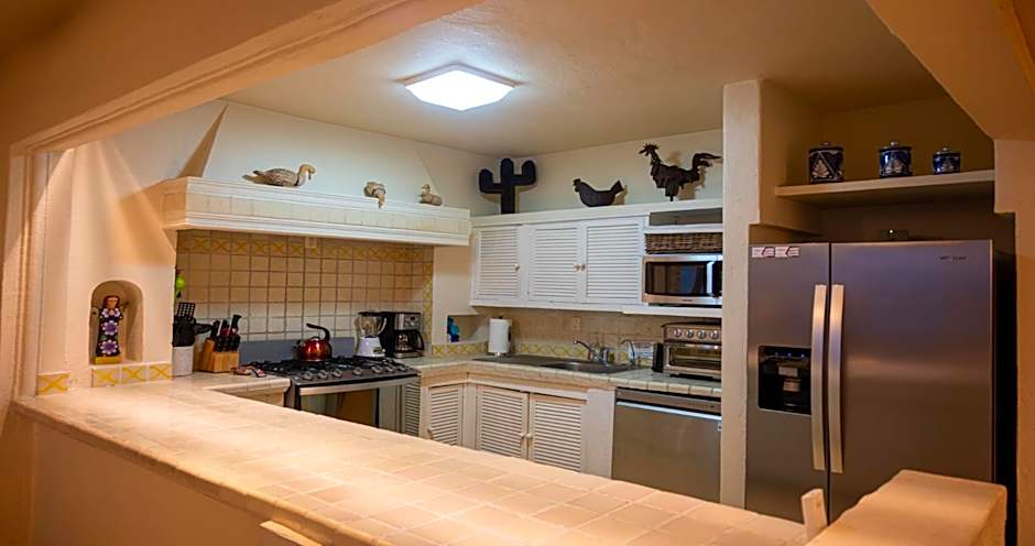 Ocean Front, 3 bedroom, 3 bathroom, Casa Natalia, Playa Esmeralda