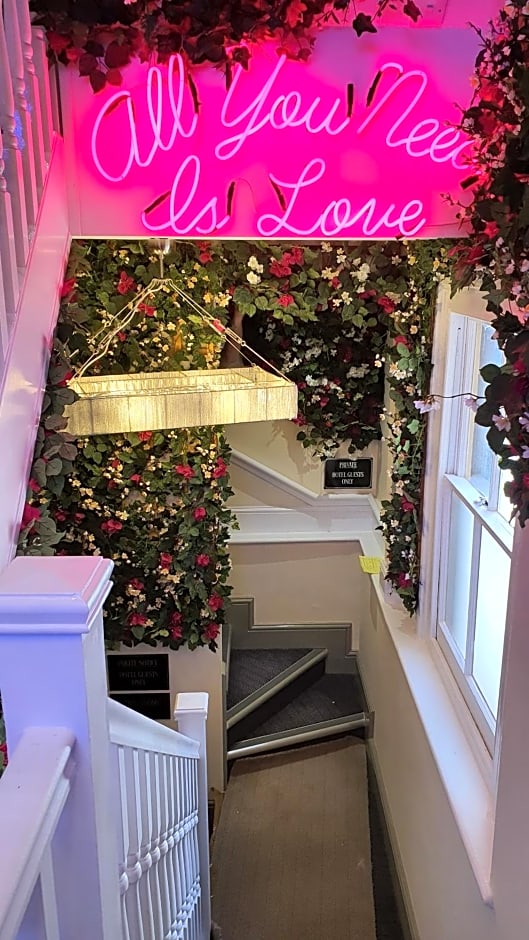 The Griffin Belle Hotel Vauxhall