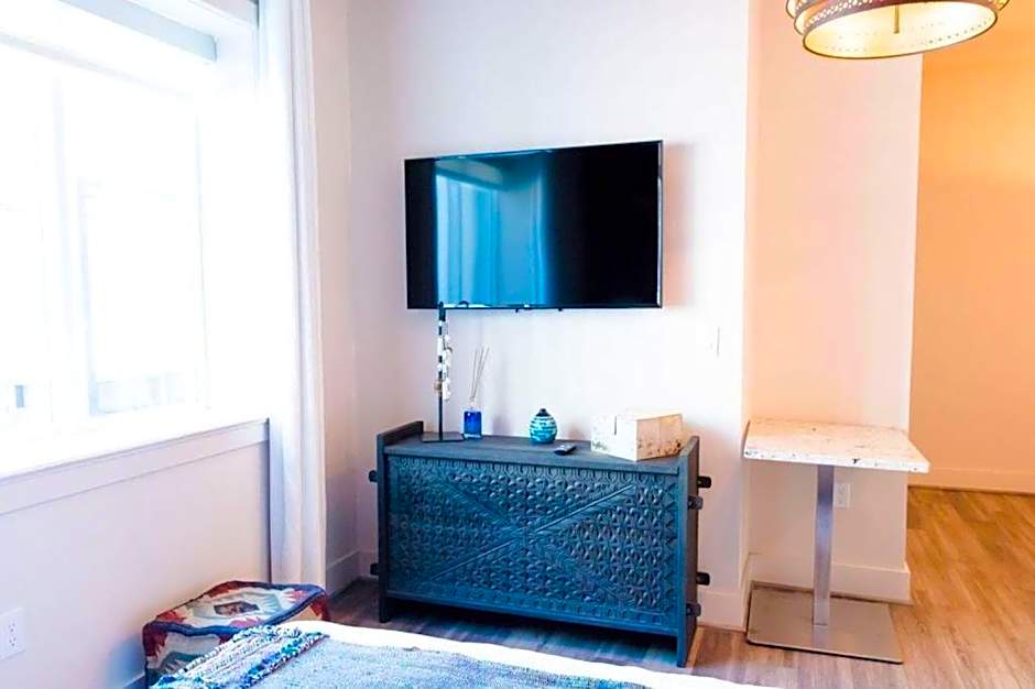 The Bishop Arts Hotel by Qresorts