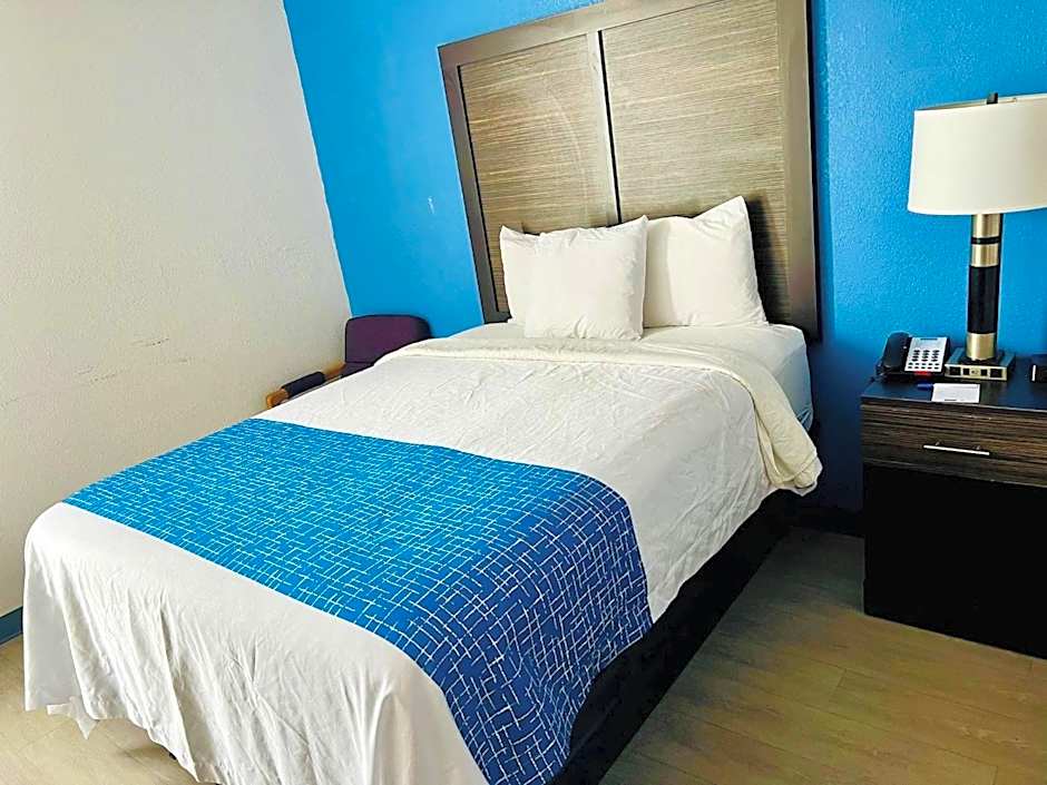 Travelodge by Wyndham Gallipolis
