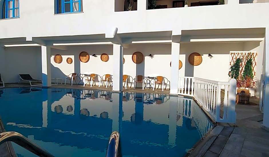Madalena Hotel