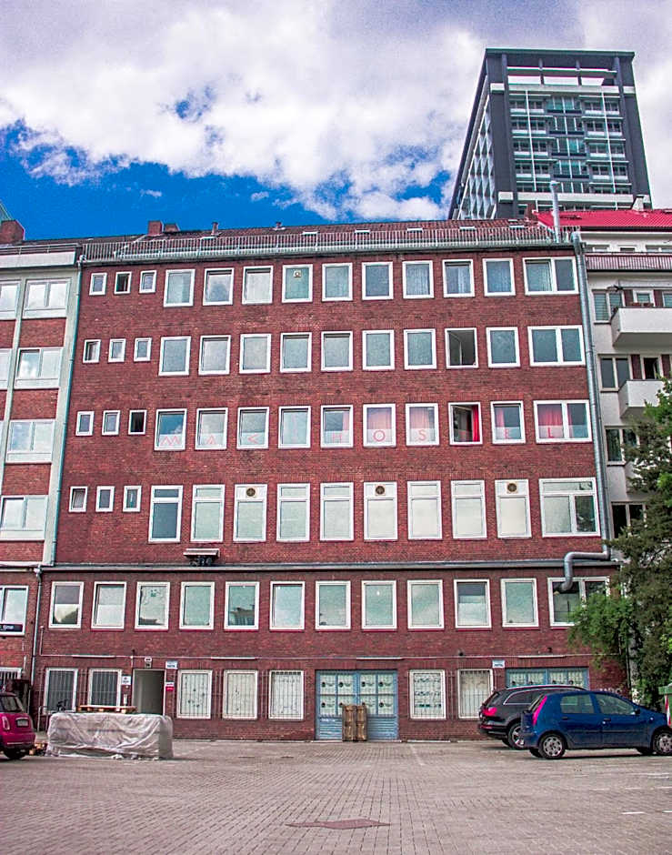MAC City Hostel