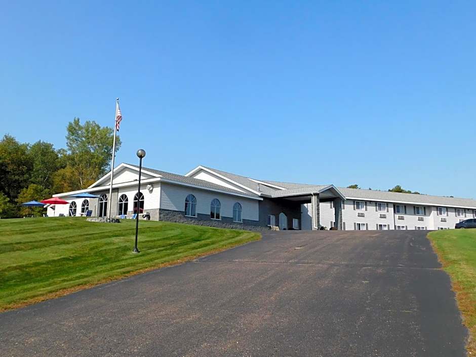 Northwoods Best Inn - Chetek