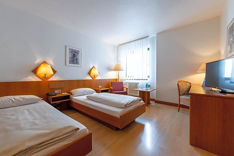Fly Inn Hotel Frankfurt Airport Rüsselsheim ehemals Trip Inn Hotels